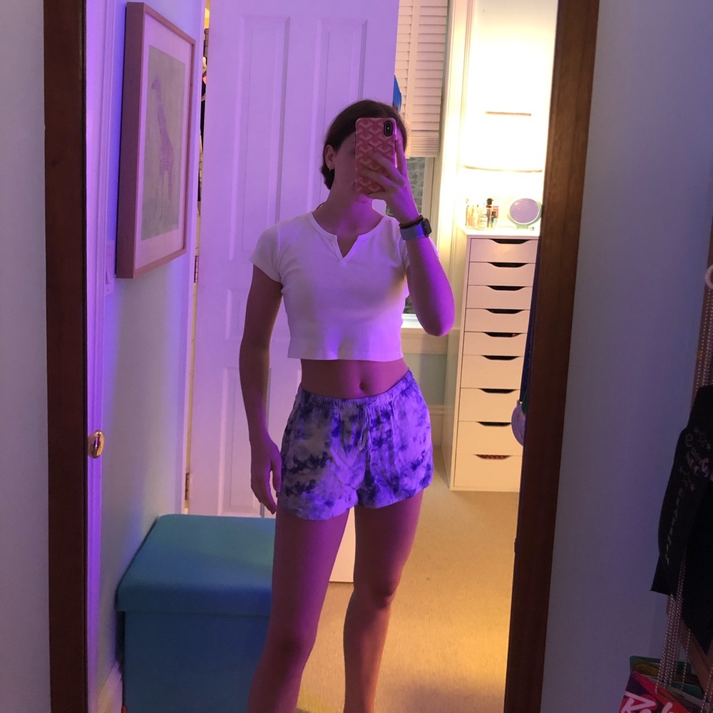 TIE DYE SHORTS 🥶